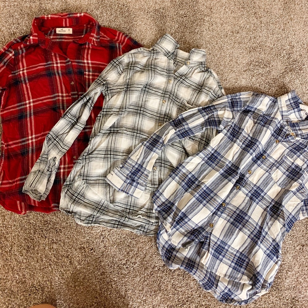 Holister flannels size M